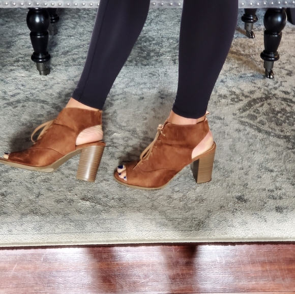 COPY - Brown suede lace up ankle booties - Picture 11 of 16